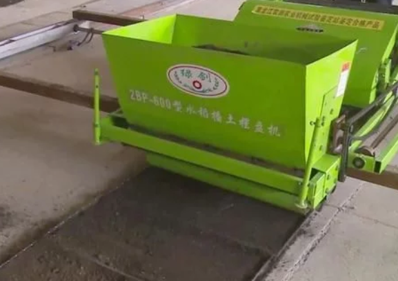 東北小伙發(fā)明水稻育秧機，效率提升50倍，可節(jié)省200個工人